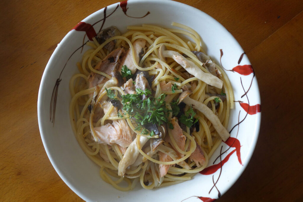 旅パスタ_熊野本宮①：「あまごのクリームスパゲッティ」のレシピ