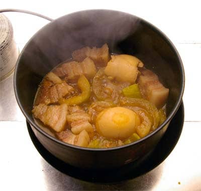 【キャンプ飯】森ごはんレシピ：ヴェトナム風豚の角煮