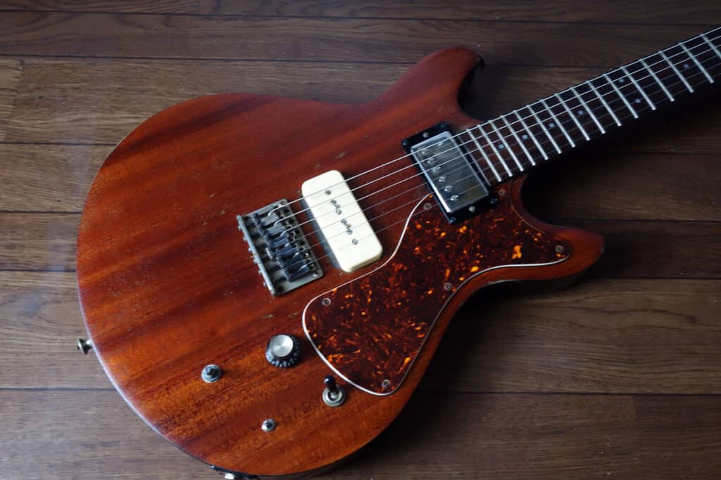 エレキギター「YAMAHA SG-RR Custom」のジャンクをカスタム／リペイント